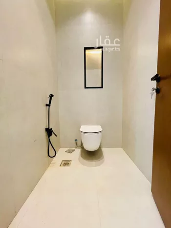 فيلا للبيع في شارع أبي الحسن الأسفرائيني, حي المهدية, مدينة الرياض, منطقة الرياض صورة 5