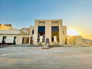فيلا للبيع في شارع فتيان بن محمد, حي المهدية, مدينة الرياض, منطقة الرياض صورة 3
