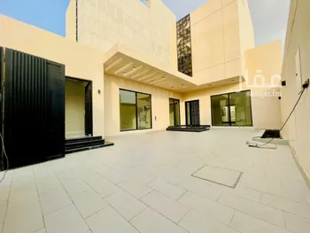 فيلا للبيع في شارع السيل الكبير, حي المهدية, مدينة الرياض, منطقة الرياض صورة 4