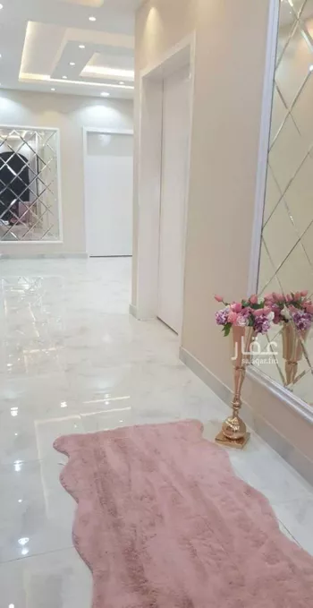 فيلا للبيع في شارع عبدالرحمن ابن كعب الانصاري, حي المصيف, مدينة خميس مشيط, منطقة عسير