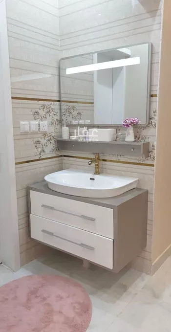 فيلا للبيع في شارع عبدالرحمن ابن كعب الانصاري, حي المصيف, مدينة خميس مشيط, منطقة عسير صورة 2