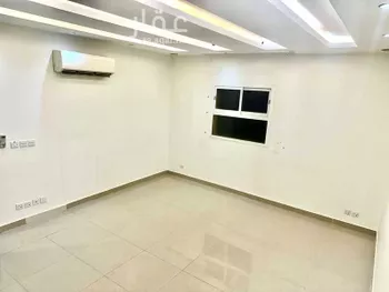 شقة للإيجار في شارع الغماسية ، حي ظهرة لبن ، الرياض ، منطقة الرياض صورة 4
