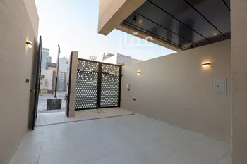 دور للبيع في شارع أحمد بن علي الزيات, حي القيروان, مدينة الرياض, منطقة الرياض صورة 4