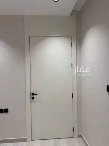فيلا للبيع في شارع خالد الفرج, حي الملك فيصل, مدينة الرياض, منطقة الرياض صورة 3