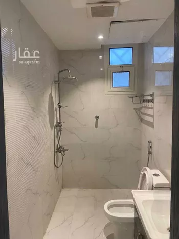 فيلا للإيجار في شارع جبل شمس, حي إشبيلية, مدينة الرياض, منطقة الرياض صورة 2