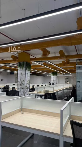 مكتب تجاري للإيجار في شارع الملك عبدالعزيز ابن عبدالرحمن سعود الفرعي, حي العارض, مدينة الرياض, منطقة الرياض صورة 2