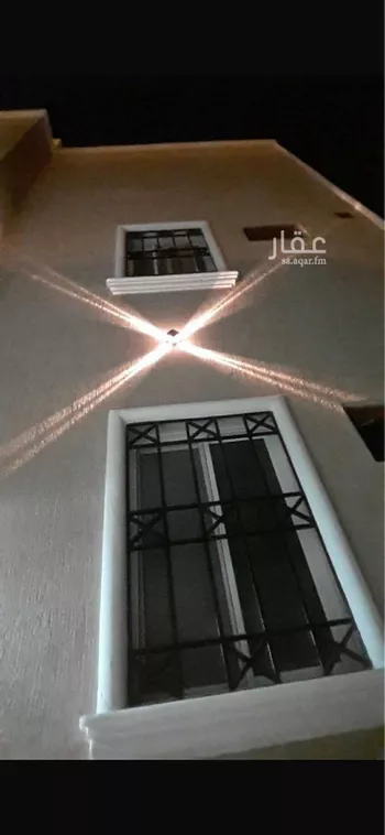 عمارة للبيع في شارع المرصد, حي الشرفية, الرياض صورة 2