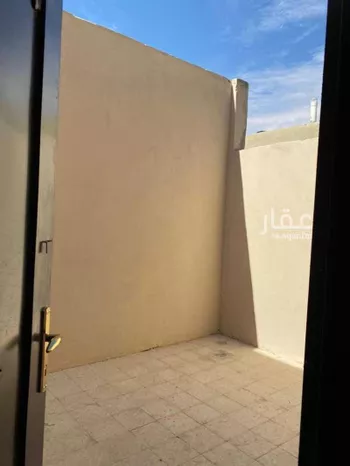 شقة للإيجار في شارع 2272401, حي اليرموك, مدينة الرياض, منطقة الرياض صورة 2