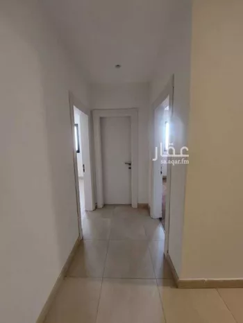 فيلا للإيجار في شارع الوديان, حي الملك عبدالله, مدينة الرياض, منطقة الرياض صورة 5
