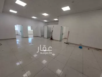 مكتب تجاري للإيجار في شارع الأمير خالد بن بندر بن عبدالعزيز, حي العارض, مدينة الرياض, منطقة الرياض
