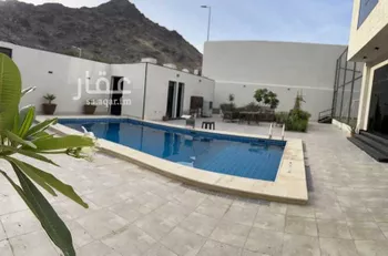 فيلا للبيع في شارع حرملة بن عبدالله , حي سد الغابة, مدينة المدينه المنوره, منطقة المدينة المنورة صورة 4