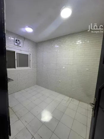 شقة للإيجار في شارع يوسف أبي المحاسن ، حي المصيف ، الرياض ، منطقة الرياض صورة 2