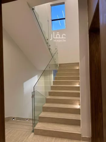 دور للبيع في شارع الصدق, حي العوالي, مدينة الرياض, منطقة الرياض صورة 3