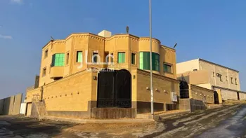فيلا للبيع في حي وسط المدينة, مدينة ابها, منطقة عسير صورة 3
