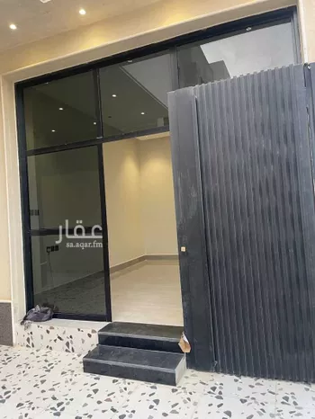 دور للبيع في شارع خريص ، حي الجنادرية ، الرياض ، منطقة الرياض صورة 3