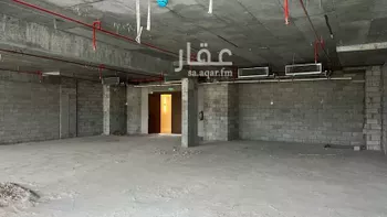 عمارة للإيجار في شارع طريق الثمامة, حي الربيع, مدينة الرياض, منطقة الرياض صورة 2