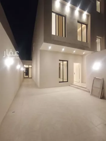 دور للبيع في شارع النفوذ, حي عكاظ, مدينة الرياض, منطقة الرياض صورة 2