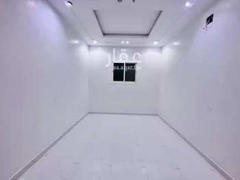 دور للبيع في شارع الحاميه, حي العزيزية, مدينة الرياض, منطقة الرياض صورة 3