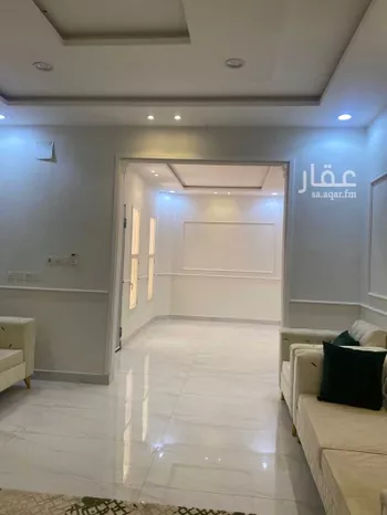 فيلا للبيع في شارع أحمد بن إسحاق الصبغي ، حي المهدية ، الرياض ، منطقة الرياض صورة 5