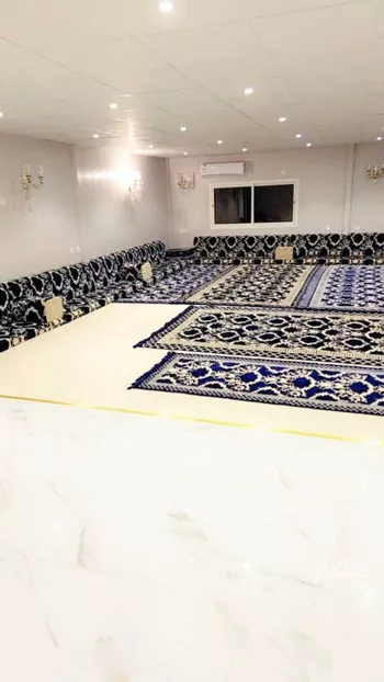 مخيم للحجز في رويغب ، ثادق