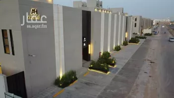 فيلا للبيع في شارع وادي زمزم, حي القادسية, مدينة الرياض, منطقة الرياض