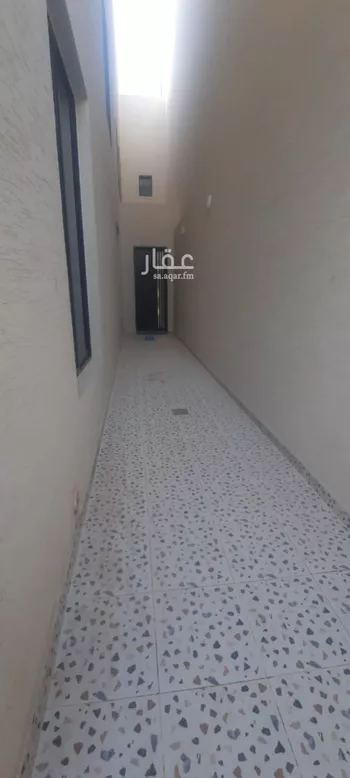 دور للبيع في شارع سلمة بن شبيب, حي طويق, مدينة الرياض, منطقة الرياض صورة 3