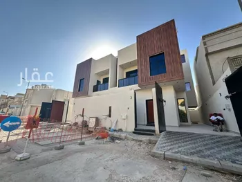 فيلا للبيع في شارع الحجرين, حي العريجاء الأوسط, مدينة الرياض, منطقة الرياض