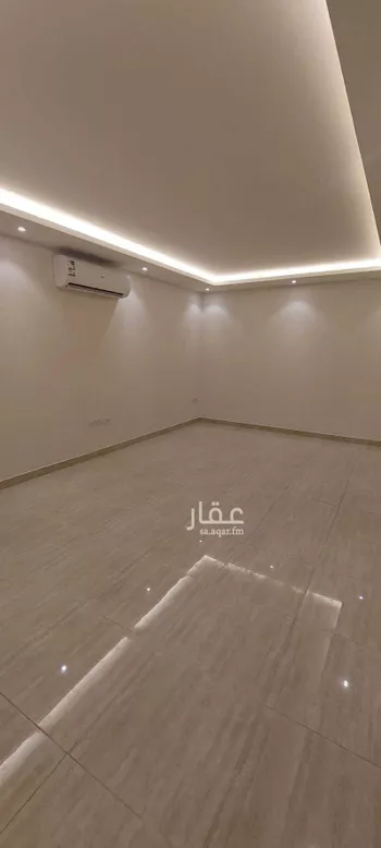 فيلا للإيجار في شارع ابن عمر الدقاق, حي القيروان, مدينة الرياض, منطقة الرياض صورة 3