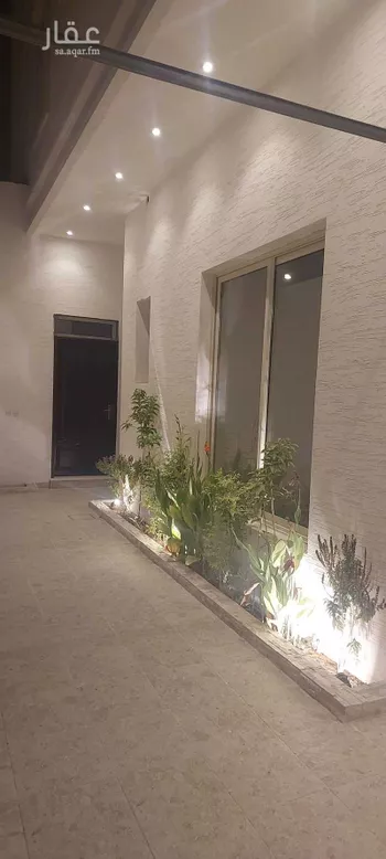 فيلا للإيجار في شارع ابن عمر الدقاق, حي القيروان, مدينة الرياض, منطقة الرياض