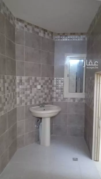 شقة للإيجار في شارع مروان بن الحارث, حي الصواري, مدينة جدة, منطقة مكة المكرمة