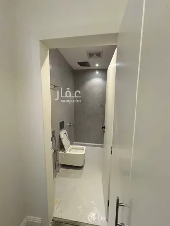 مكتب تجاري للإيجار في شارع السكب, حي شبرا, مدينة الرياض, منطقة الرياض صورة 4