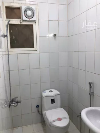 شقة للإيجار في شارع ابي منيع الأموي, حي المرقب, مدينة الرياض, منطقة الرياض صورة 2