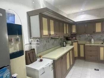 شقة للإيجار في شارع خبيب بن عبد الله بن الزبير, حي الملك فهد, مدينة المدينه المنوره, منطقة المدينة المنورة صورة 4
