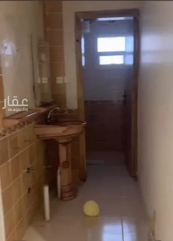 شقة للإيجار في شارع سيهات, حي ظهرة لبن, مدينة الرياض, منطقة الرياض
