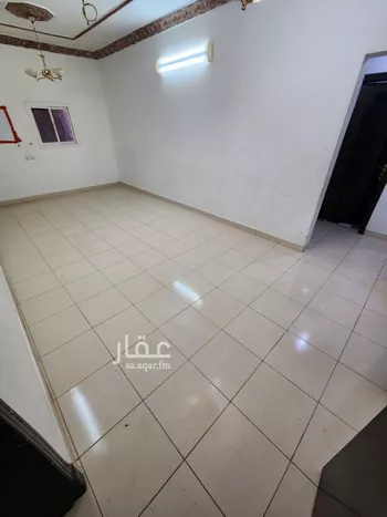شقة للإيجار في شارع شمائل, حي ظهرة لبن, مدينة الرياض, منطقة الرياض