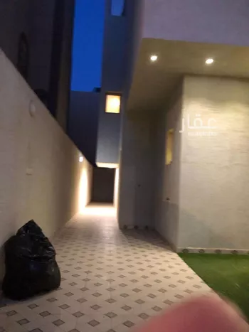 فيلا للبيع في شارع الجواد, حي لبن, مدينة الرياض, منطقة الرياض صورة 2