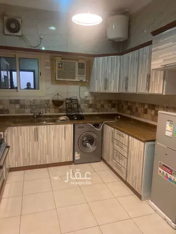 شقة للإيجار في شارع علي بن عبيد الله الحارث, حي الدفاع, مدينة المدينه المنوره, منطقة المدينة المنورة صورة 3