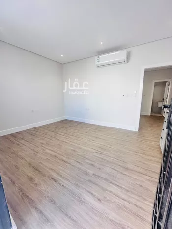 شقة للإيجار في شارع المزرع, حي الورود, مدينة الرياض, منطقة الرياض