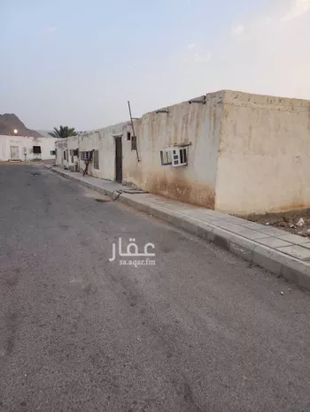 بيت للبيع في شارع ابراهيم بن المستمر العروقي ، حي المنطقة الصناعية ، المدينة المنورة ، منطقة المدينة المنورة
