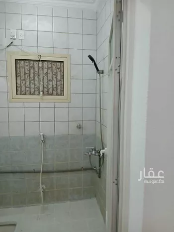 شقة للإيجار في شارع مالك ابن جبير, حي الروضة, مدينة الدمام, المنطقة الشرقية صورة 3