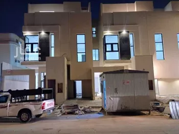 فيلا للبيع في شارع وادي حقيل, حي غرناطة, مدينة الرياض, منطقة الرياض صورة 4