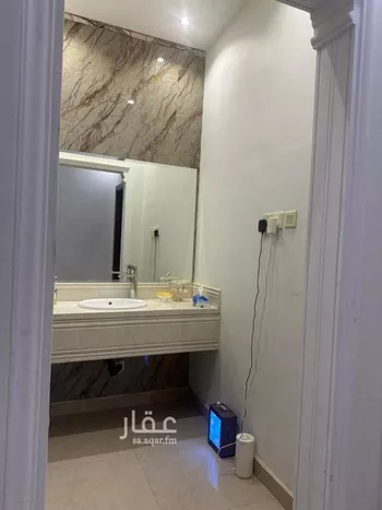 فيلا للبيع في شارع ناظرة, حي الوادي, مدينة الرياض, منطقة الرياض صورة 4