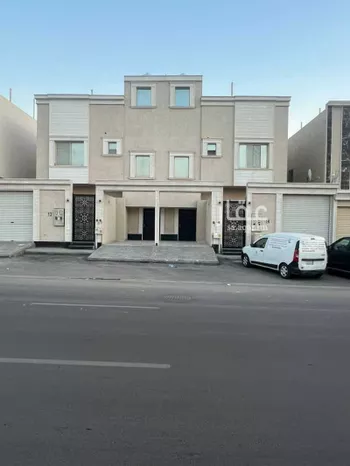 دور للبيع في شارع نهاوند, حي العزيزية, مدينة الرياض, منطقة الرياض صورة 2