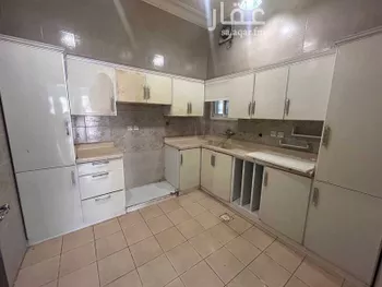 شقة للإيجار في شارع ابن حجر, حي الدار البيضاء, مدينة الرياض, منطقة الرياض صورة 2