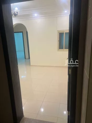 عمارة للإيجار في شارع الامير احمد, حي مدينة العمال, مدينة الخبر, المنطقة الشرقية