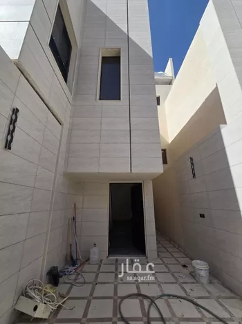 دور للبيع في شارع سلمة الغاضري, حي طويق, مدينة الرياض, منطقة الرياض صورة 2
