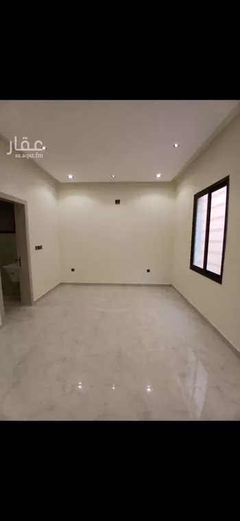 دور للبيع في شارع أحمد بن محمد القطيعي, حي عكاظ, مدينة الرياض, منطقة الرياض صورة 4