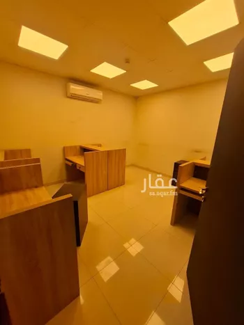 مكتب تجاري للإيجار في شارع الدائرى الشمالى الفرعي, حي الوادي, مدينة الرياض, منطقة الرياض صورة 2