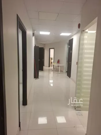 مكتب تجاري للإيجار في شارع الدائرى الشمالى الفرعي, حي الوادي, مدينة الرياض, منطقة الرياض