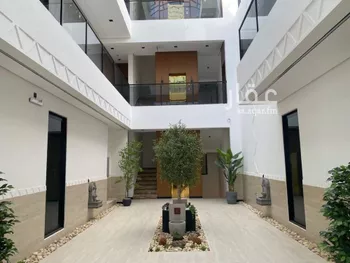 شقة للبيع في شارع عبدالله بن صدقة, حي المهدية, مدينة الرياض, منطقة الرياض صورة 3